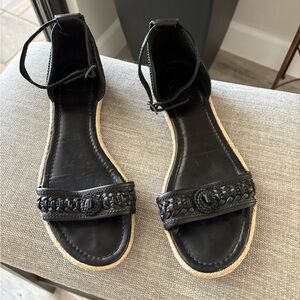 THE FRYE COMPANY BLACK LEATHER SANDALS 9.5